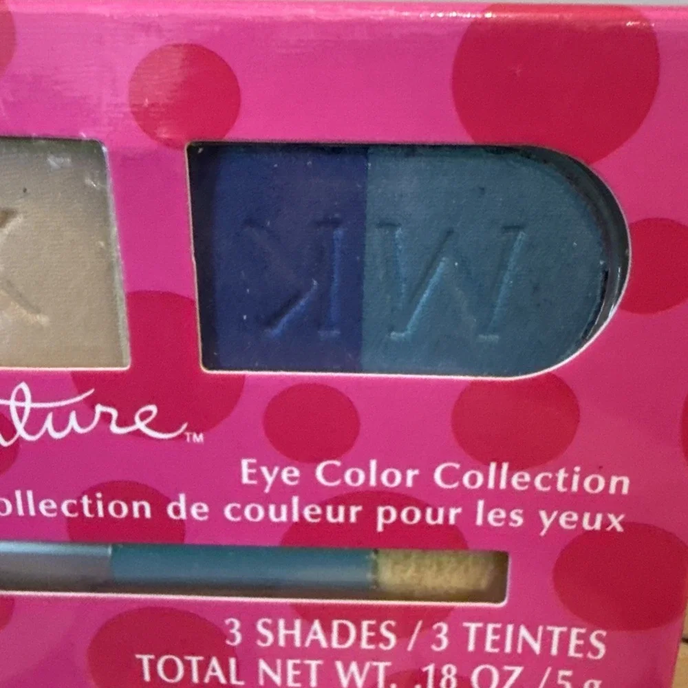 MARY KAY SIGNATURE EYE COLOR‎ COLLECTION 3 SHADES SKY BLUES 280300 NEW IN BOX